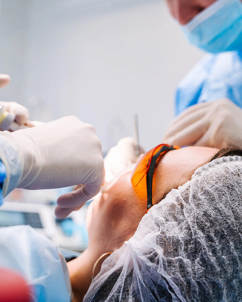 nova dentica Łódź Górna Chojny chirurgia